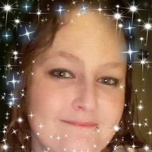 Meet your Posher, Liza